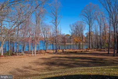 2236 E Deerfield Drive, Media, PA 19063 - Photo 2