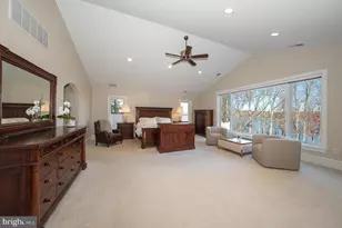 2236 E Deerfield Dr, Media, PA 19063 - Photo 36