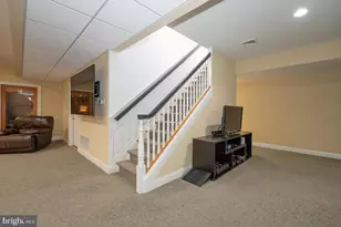 2236 E Deerfield Dr, Media, PA 19063 - Photo 62