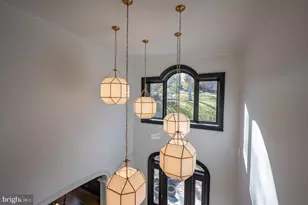 2236 E Deerfield Dr, Media, PA 19063 - Photo 10