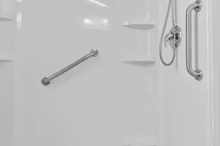 22 Longwood Dr, Wayne, PA 19087 - Photo 16