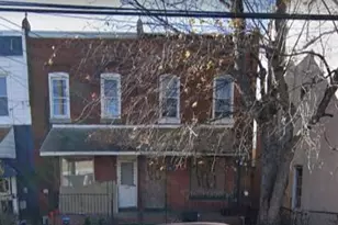 426 Highland Ave, Chester, PA 19013 - Photo 2