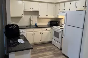 5200 Hilltop Dr, Brookhaven, PA 19015 - Photo 6