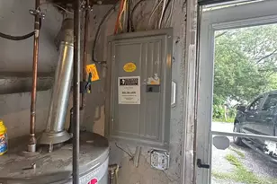 2019 Delmar Dr, Folcroft, PA 19032 - Photo 1