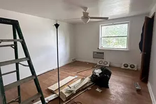 2019 Delmar Dr, Folcroft, PA 19032 - Photo 2