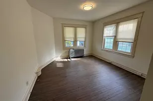 305 W Wayne Ave, Wayne, PA 19087 - Photo 4