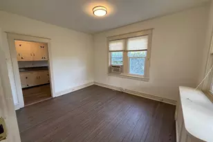 305 W Wayne Ave, Wayne, PA 19087 - Photo 2