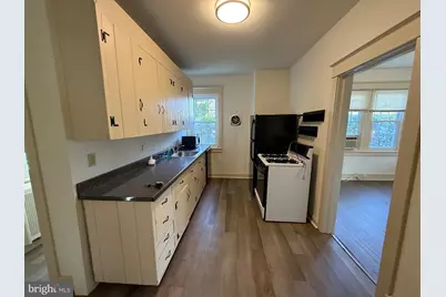 305 W Wayne Avenue #1, Wayne, PA 19087 - Photo 6