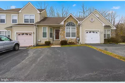 4335 Somerset Lane, Aston, PA 19014 - Photo 2