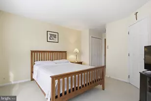 4335 Somerset Ln, Aston, PA 19014 - Photo 10