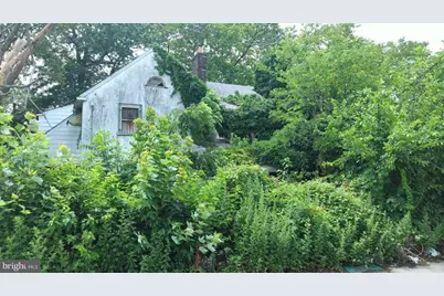 1233 Clover Lane, Chester, PA 19013 - Photo 28