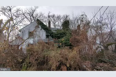 1233 Clover Lane, Chester, PA 19013 - Photo 8