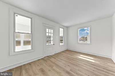 242 Seneca Street, Essington, PA 19029 - Photo 6