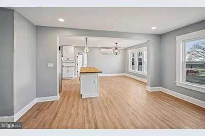 213 White Avenue, Marcus Hook, PA 19061 - Photo 4