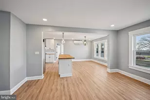 213 White Ave, Marcus Hook, PA 19061 - Photo 4