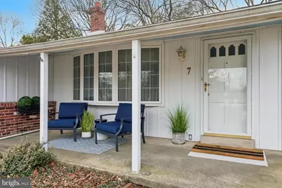 7 Dale Lane, Wallingford, PA 19086 - Photo 2