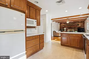 7 Dale Ln, Wallingford, PA 19086 - Photo 8