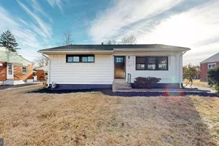 1038 Platt Ave, Folsom, PA 19033 - Photo 1