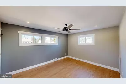 1038 Platt Avenue, Folsom, PA 19033 - Photo 6