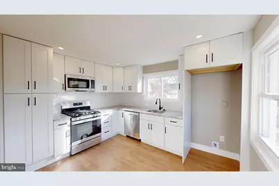 1038 Platt Avenue, Folsom, PA 19033 - Photo 2