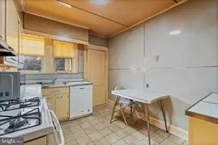 4608 Woodland Ave, Drexel Hill, PA 19026 - Photo 10