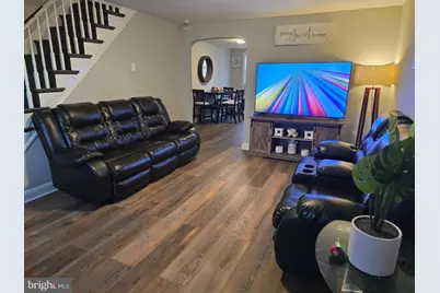 229 W 22nd Street, Chester, PA 19013 - Photo 2