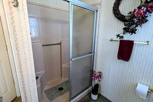 204 Horseshoe Dr, Garnet Valley, PA 19060 - Photo 26