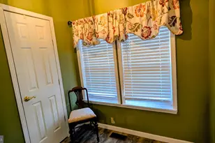 204 Horseshoe Dr, Garnet Valley, PA 19060 - Photo 8