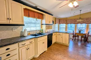 204 Horseshoe Dr, Garnet Valley, PA 19060 - Photo 14