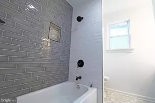 511 Corinthian Ave, Essington, PA 19029 - Photo 6