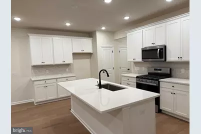 344 Milton Stamp Drive, Glen Mills, PA 19342 - Photo 2