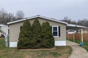 51 Lake Dr, Media, PA 19063 - Photo 1