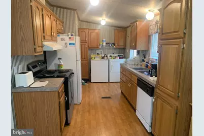 51 Lake Drive, Media, PA 19063 - Photo 8