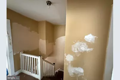 23 E Mowry Street, Chester, PA 19013 - Photo 10