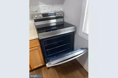 240 E Avon Road, Brookhaven, PA 19015 - Photo 10