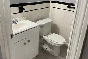 240 E Avon Rd, Brookhaven, PA 19015 - Photo 6