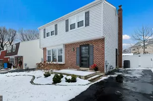 184 Woodlark Ln, Media, PA 19063 - Photo 2