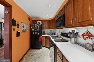 704 Crescent Dr, Glenolden, PA 19036 - Photo 14