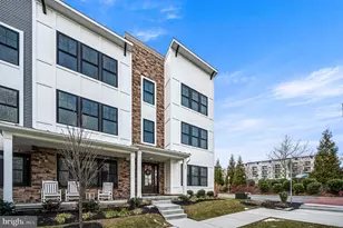 337 Horseshoe Trail, Newtown Square, PA 19073 - Photo 2