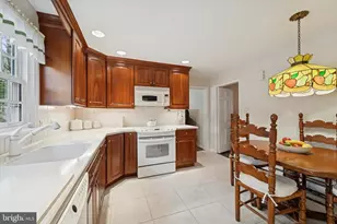 7 Todmorden Dr, Rose Valley, PA 19086 - Photo 10