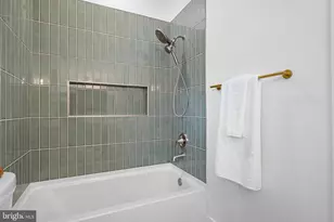 921 Flora Ln, Boothwyn, PA 19061 - Photo 14