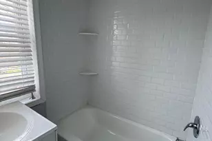 610 E 9th St, Chester, PA 19013 - Photo 4