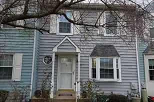 565 Applewood Ct, Aston, PA 19014 - Photo 4