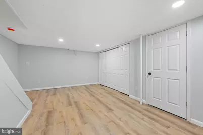 1526 Clifton Avenue, Sharon Hill, PA 19079 - Photo 18