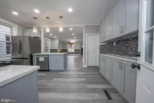 307 Poplar St, Darby, PA 19023 - Photo 22