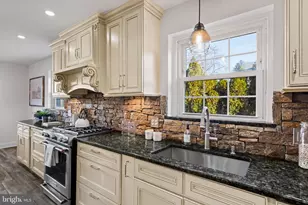 727 E Manoa Rd, Havertown, PA 19083 - Photo 14