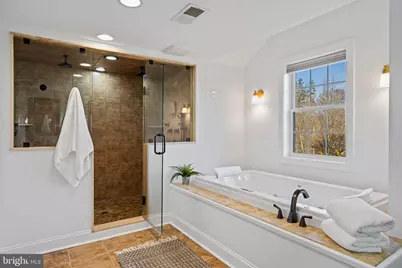 727 E Manoa Road, Havertown, PA 19083 - Photo 36