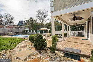 727 E Manoa Rd, Havertown, PA 19083 - Photo 60