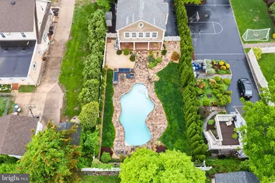 727 E Manoa Road, Havertown, PA 19083 - Photo 64