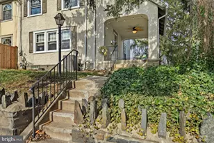 530 E Manoa Rd, Havertown, PA 19083 - Photo 2